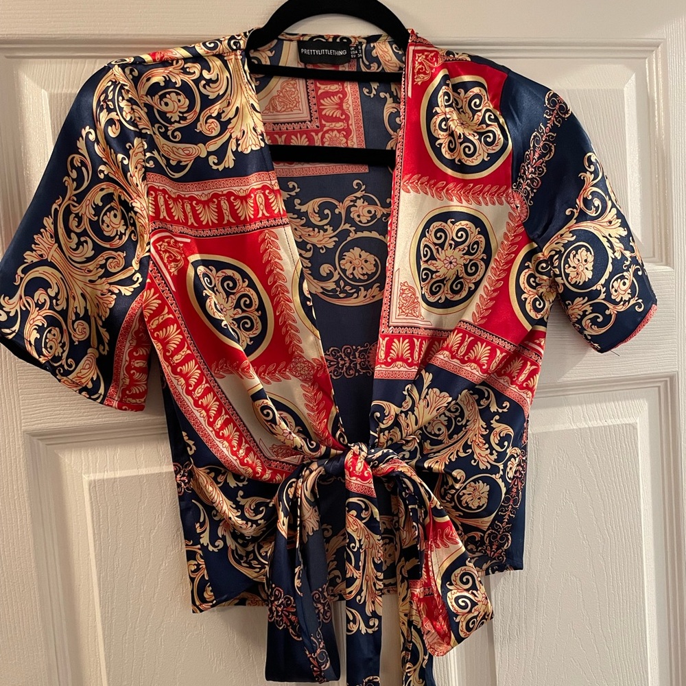 PLT printed tie front top